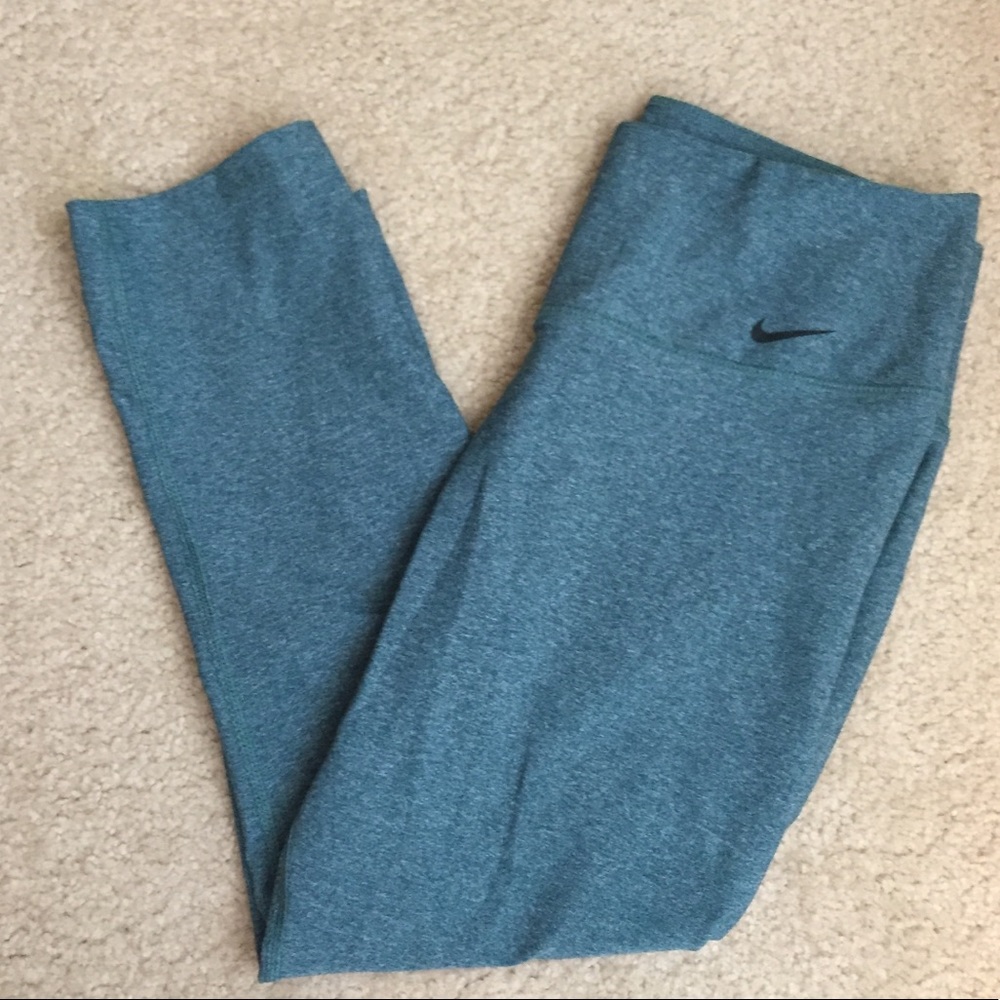 Nike Dri-Fit Capris NWOT